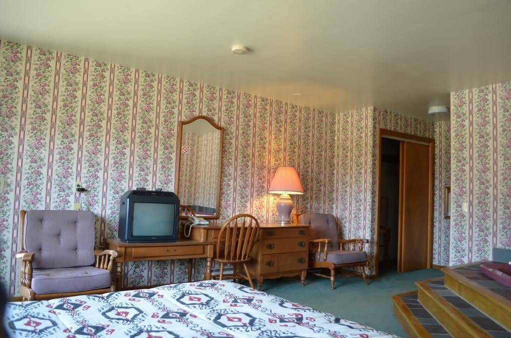 Ladd Brook Inn Pownal Eksteriør bilde